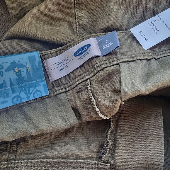 NWT Old Navy Straight Cropped Mid Rise Green Pants (2) - Picture 3 of 3